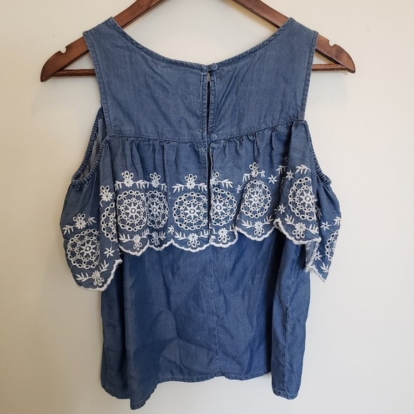 Adorable Embroidered Laser Cut Ruffled Tank Top - Picture 2 of 12